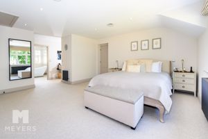 Photo 22- click for photo gallery